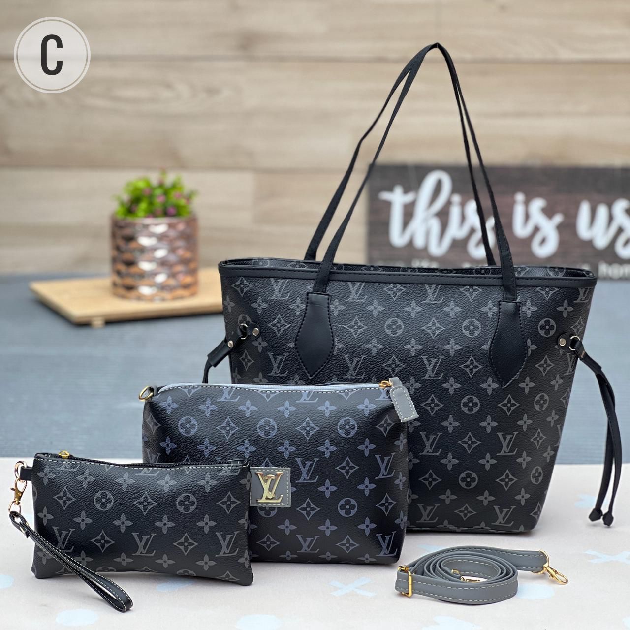 Combo LV - Bolso Grande +Bolso Mano libre+ REGALLO cosmetiquera